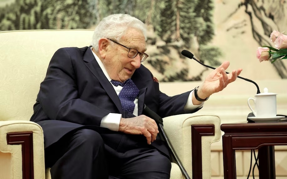 Cựu Ngoại trưởng Mỹ Kissinger 100 tuổi bất ngờ thăm Trung Quốc